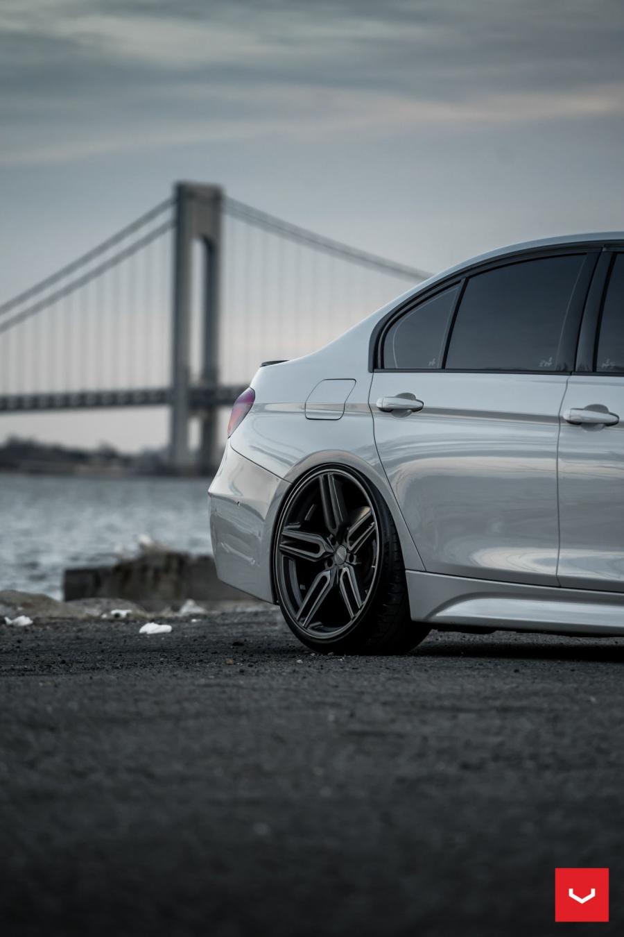 Детали экстерьера BMW M3 Sedan on Vossen Wheels (HF-1) 2018 года  (фото 19 из 57)